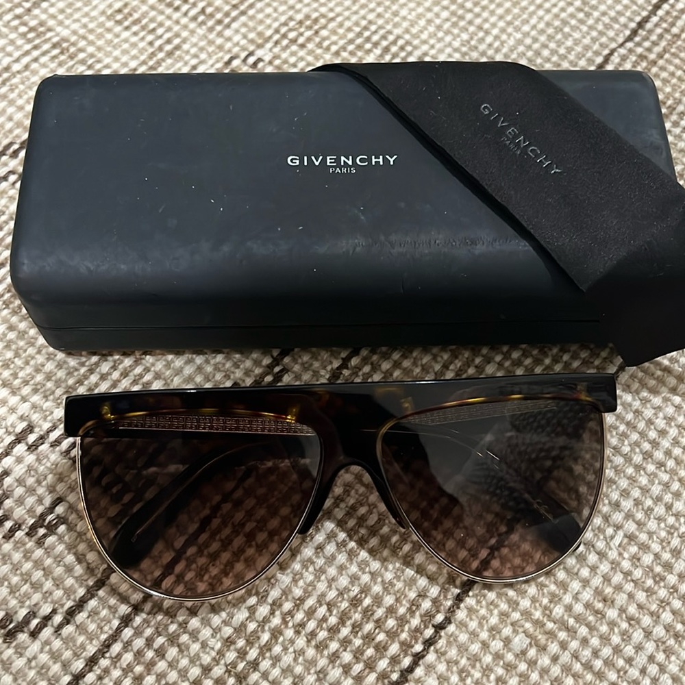 GIVENCHY Sunglasses